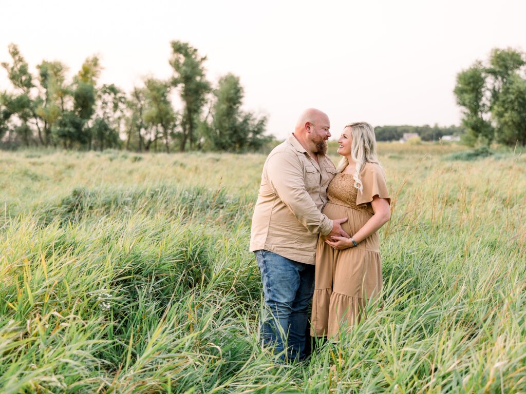 Minnesota Maternity Photographer